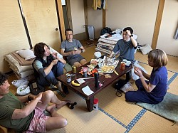 宿の食事や団欒も最高でした。